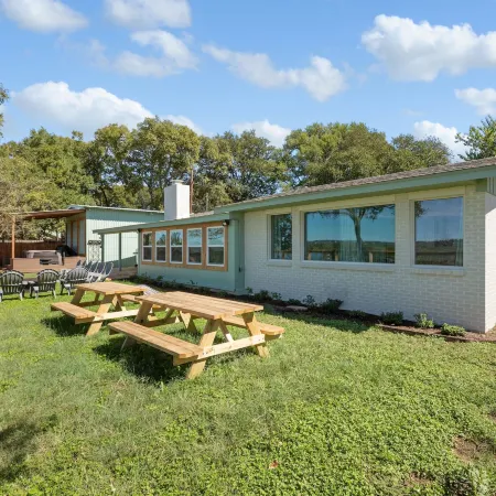 Guadalupe Bluff Farmhouse 3 Bedroom Home by Redawning