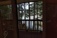 Moon Dance Cabin - Meerblick