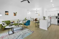 CozySuites Glendale by the Stadium with Pool 29 Hoteles en Glendale