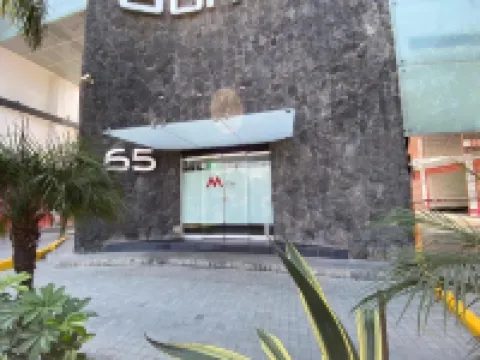 Hotel M Red