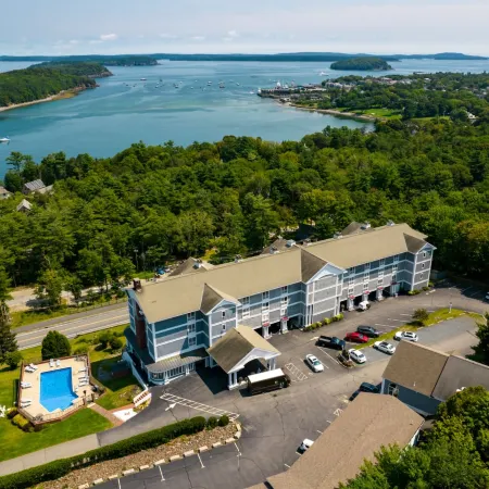 Bluenose Inn - Bar Harbor Collection
