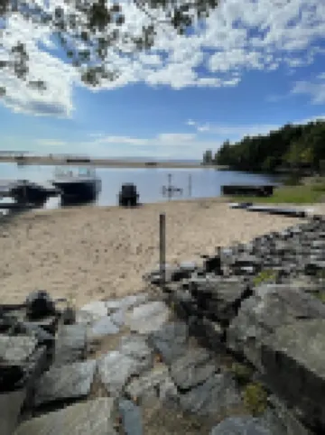 Camp Sandbar Limit 12 4 Bedroom Home by RedAwning