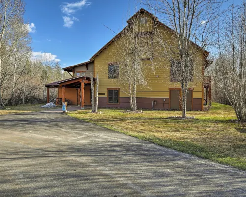 Cozy Driggs Condo w/ Hot Tub & Ski Shuttle Service Hotels in Driggs
