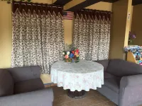 First Western Inn - Fairmont City