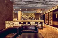 City Park Hotel & Residence - 5-Star