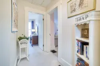 The Porch House Located in Historic Village - 3 estrellas