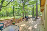 Sunroom, Deck and Grills Marquette Cottage! - 3-نجوم