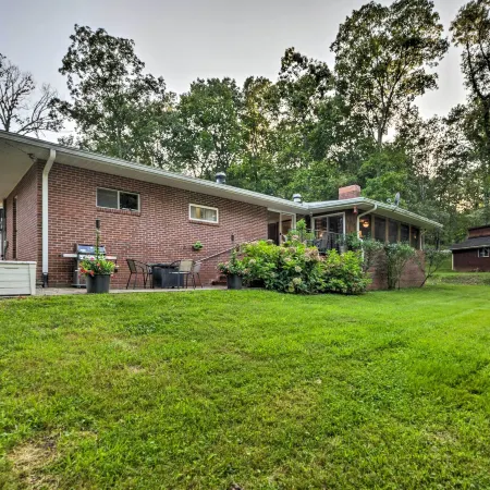 Charming Lakefront Home w/ Grill & Fire Pit!