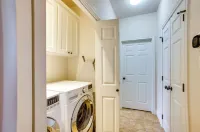 College Station Family Home: 3 Mi to Texas A & M! - Homestays