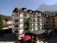 G. Hotel des Alpes (Classic since 1912)