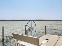 Quiet Lakefront Conover Cabin Near Atv Trails Hotéis em Conover