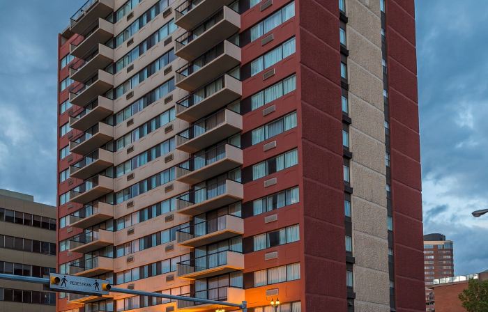 Best Western Plus Suites Downtown