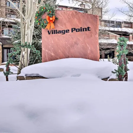 Ski-in/Ski-Out Condo w/ Hot Tub on Copper Mountain