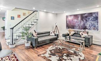 Upscale Waterbury Retreat w/ Indoor Hot Tub!