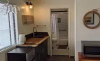 PEEK BAY/OCEAN VIEWS! WALK TO ALL!-500 sq.ft. King bed, full bath, Dog Friendly!