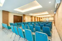 Max Hotel Panakkukang Makassar By LIFE