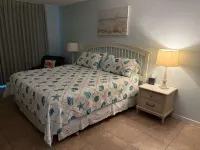 Sea Oats - Lauren Cove Hotels in North Redington Beach