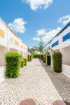 Oasis Beach Apartments - Apartments