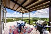 SKYHOUSE Canyon Lake: Private Pool and Lake Views