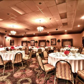 Christopher Inn and Suites