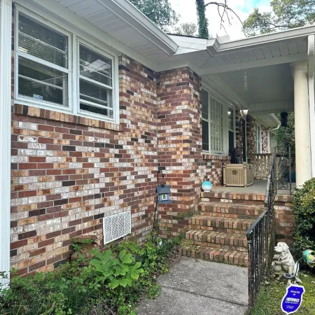 Entire home in quiet neighborhood !! This is a duplex style home!