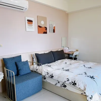 chance encounter Hotels near Qinggou Night Market