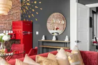 เดอะ อะโคมา เฮ้าส์