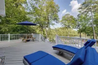 Waterfront Hartfield Vacation Rental w/ Dock! - 3-Star
