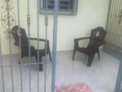 Charming 2-Bedroom House with WiFi, AC, Gated Driveway "Private" Hoteles en Nagua