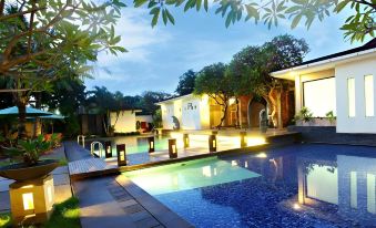 Hotel Prima Cirebon - Housity