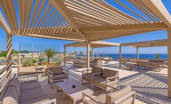 Kresten Royal Euphoria Resort