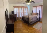 Zylee’s House on Choctaw is just a short walk to downtown Tahlequah.