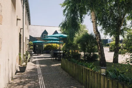 Logis Hôtel la Grassinais Saint-Malo Отели в г. Сен-Жуан-Де-Гере