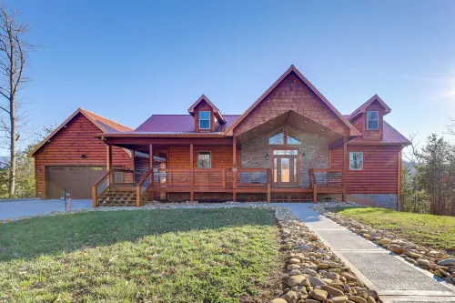 Majestic Mountain Views: Sevierville Escape! - bar