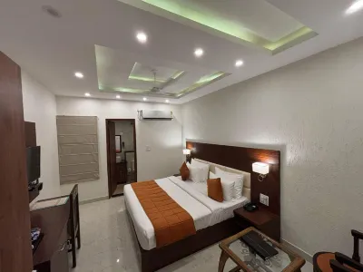 Ghai Residency Hotels near Dehradun Airport