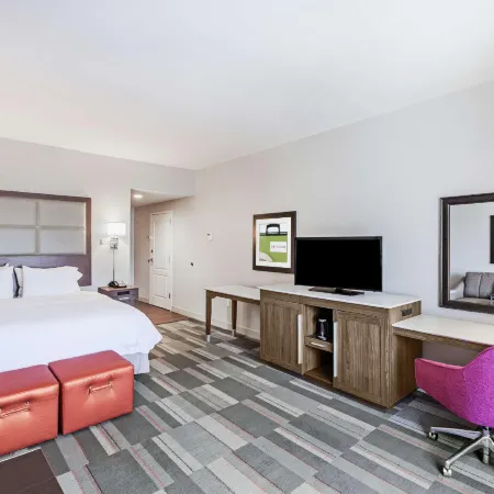 Hampton Inn North Little Rock-McCain Mall Отели в г. Норт-Литл-Рок