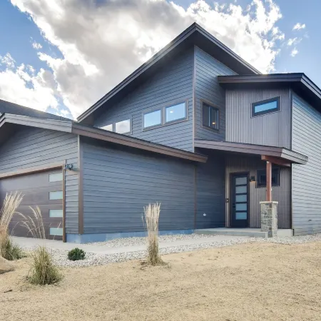 Sleek Home in Granby Ranch Ski Resort w/ Hot Tub