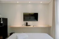 Homey And Warm Studio Amazana Serpong Apartment Hotel di Serpong Utara