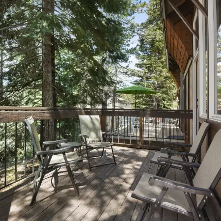 Tahoe City Getaway Minutes From Lake and Activities