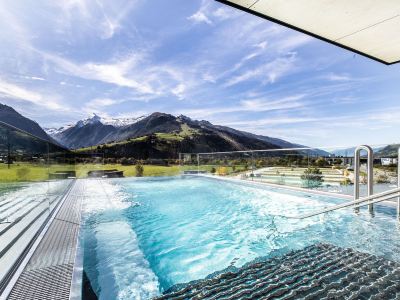 Dorfchalets & Apartments - in Kaprun Centre Including Free Entry Tauern Spa and Summer Card