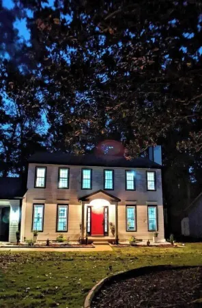 The Red Magnolia, Refreshing, Cozy, Game Room, Historic Roswell! Отели в г. Розуэлл