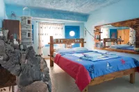 Villa Warka!Wonderful maritime House for 2-3 people,shared 50qm Pool in Pitsidia