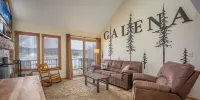 REMODELED! 2B/2B, Deck off10th GOLF Green, Dog Friendly, Pool, WIFI, in Resort!