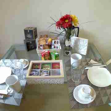 4AC Apartment in the heart of Bari Dining/Meeting Rooms