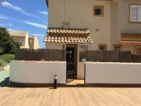 Apartment 3 bedrooms and 2 full bathrooms