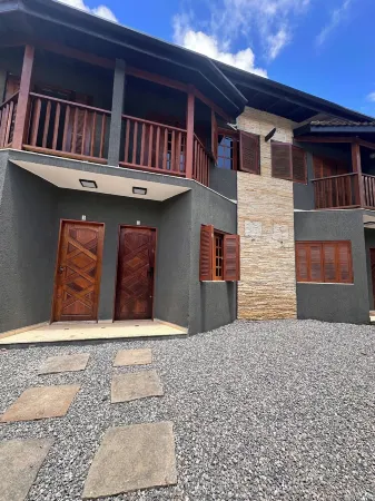 Maresias house 50 meters from the beach with barbecue