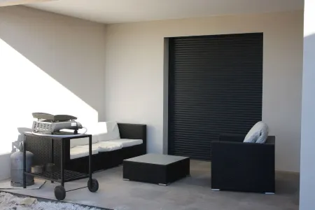 sea-facing VILLA GROUND FLOOR Отели в г. Porticcio