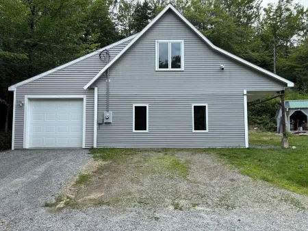 Fabulous 2-bedroom house with WiFi in charming Andover Отели в г. Андовер