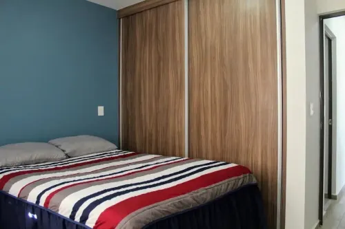 Apartment with private terrace and lake!