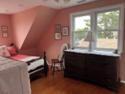 Beautiful views of sunsets over the bay and walking distance to the beach.